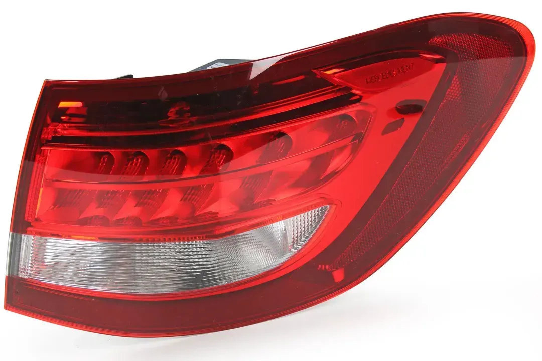 a2539060800   rear lamp combination